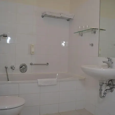 Austria Aparthotel 3*